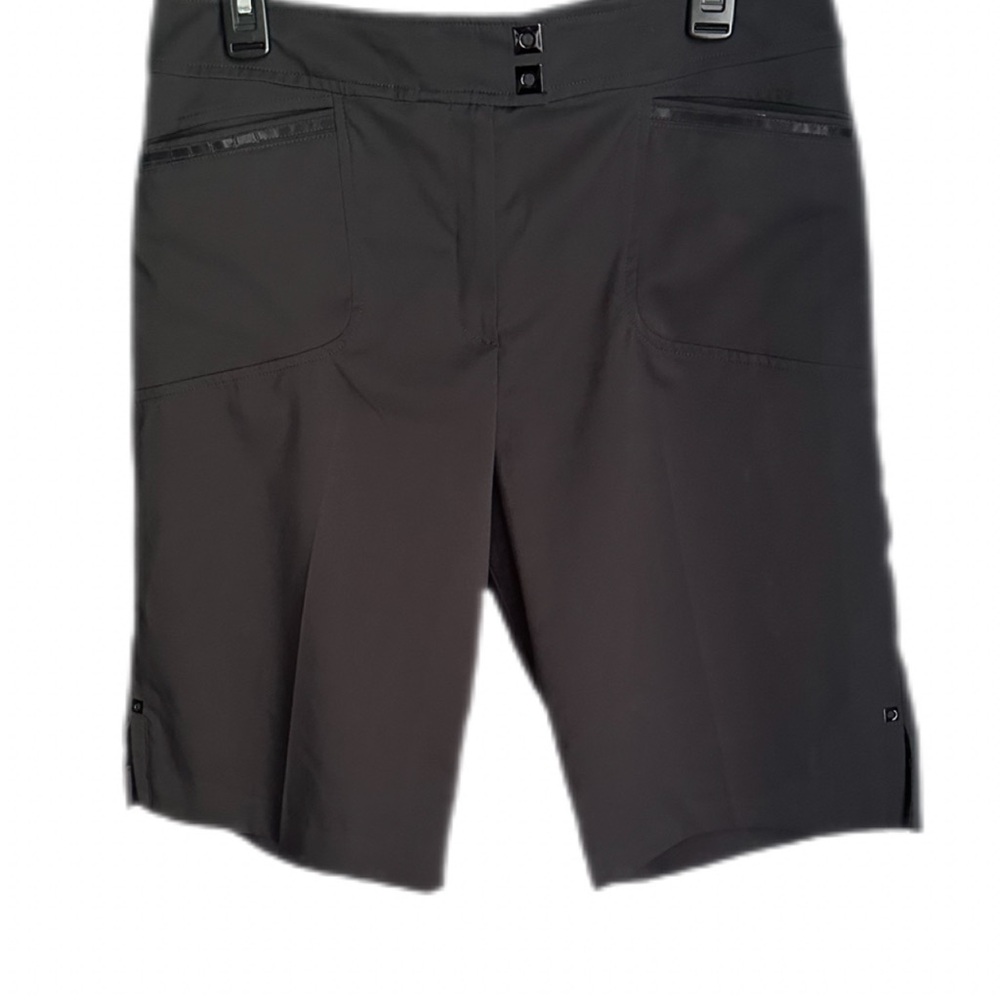 Women’s Tail Golf Shorts in Black Size 10